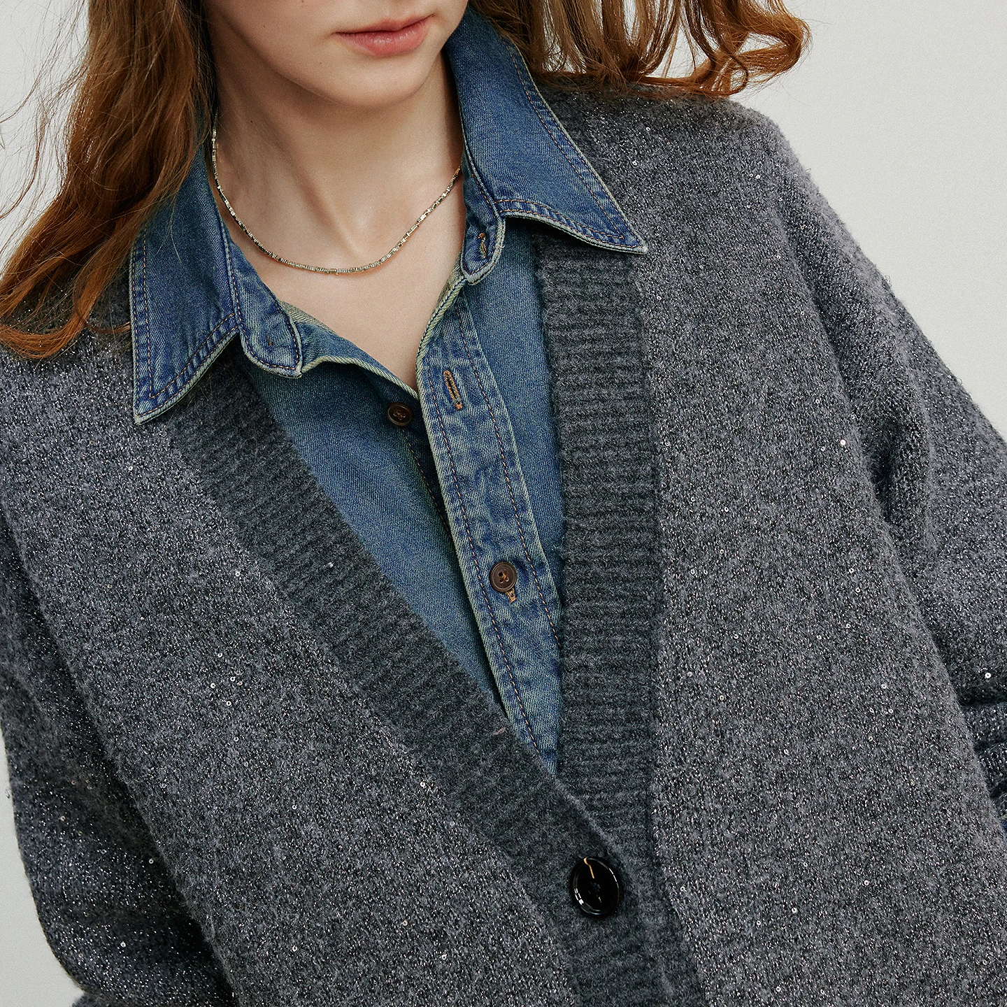 TOYOUTH سترة صوفية نسائية 2025 خريف جديد ريترو الخامس الرقبة حبة سترة سترة رمادي دخاني