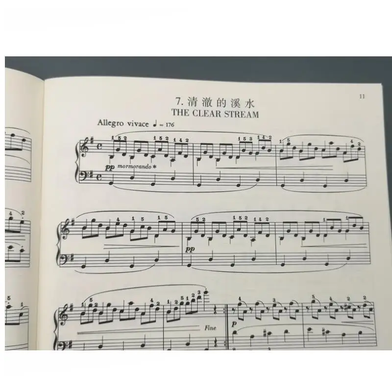 Buku Musik Anti Maling 25 Piano Advanced Etude Works 100 Kode Pindai untuk Mendengarkan Buku Teks Musik Audio