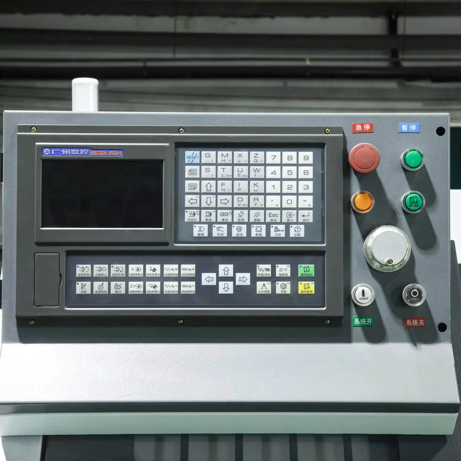 مخرطة عالية الدقة وظيفة ميلج اختيارية وأداة آخر CNC تحول هاين مع نظام التحكم الرقمي GSK