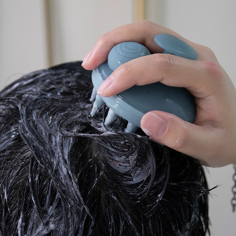 Distributeur d\'huile pour cheveux avec fonction de shampooing, masseur de tête en silicone, brosse à récurer, masseur de cuir chevelu