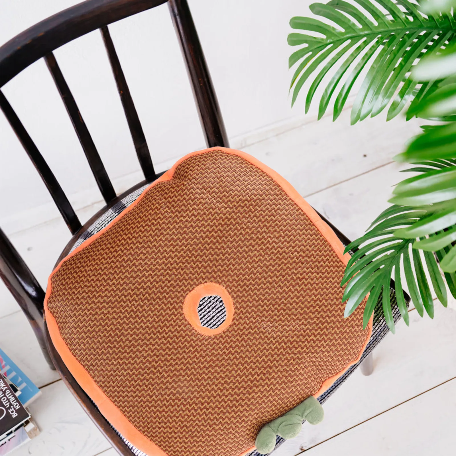 Carrot Inspired Seat Cushion Soft Supportive Chair Cushion for Desk Computer Car Seats Non Slip Easy Clean Office Seat Pad