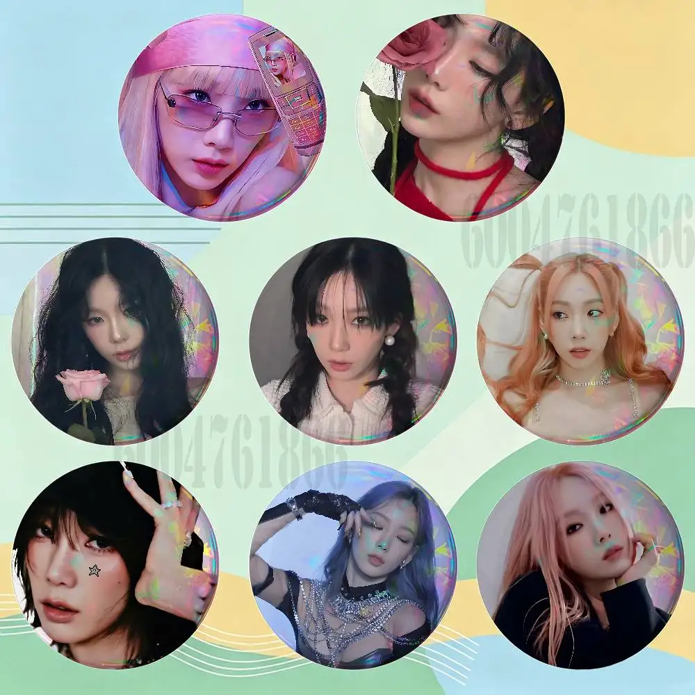 T-Taeyeon Badges 25 32 44 58 75 mm Round Customizable Wholesale Fan goods Self-made fan freebies