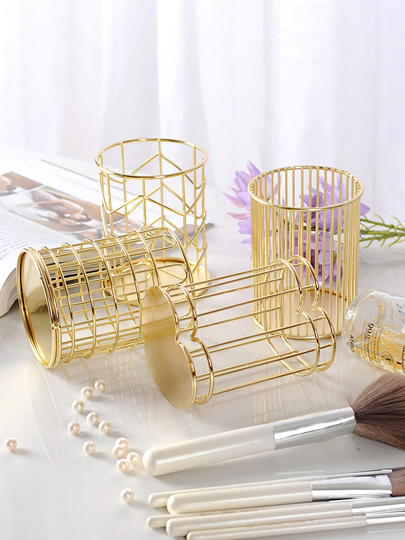 1psc حامل أقلام معدني مجوف، تخزين بسيط للمكياج