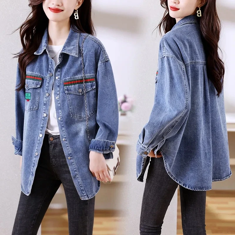 

Джинсовая куртка женская, весна-осень 202, новая повседневная универсальная джинсовая рубашка в стиле ретро, пальто, женская длинная верхняя одежда большого размера с принтом, топ