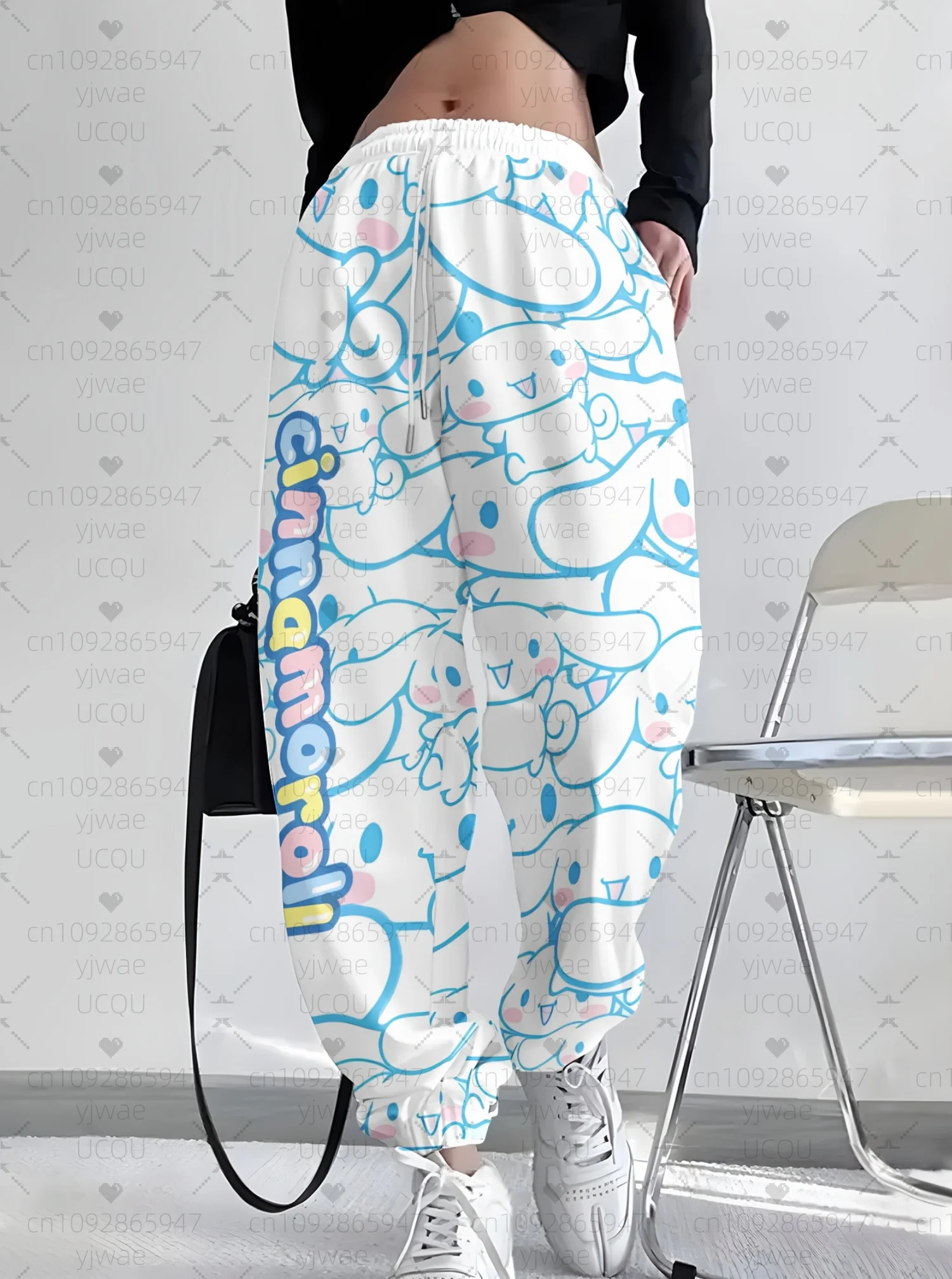 กางเกงจ็อกเกอร์ลำลองลายโปฉาโกะสำหรับผู้หญิง ปี 2025 สีชมพู กางเกงลายเฮลโลคิตตี้ สำหรับฤดูใบไม้ผลิ/ฤดูร้อน กางเกงขายาวสำหรับผู้หญิงใส่เที่ยวข้างนอก