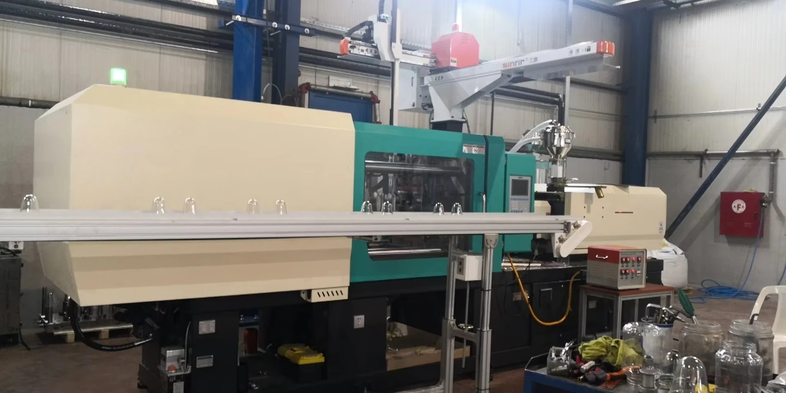 Good Price China PET Preform Making Machinery High Speed Plastic Injection Moulding Equipment Custom