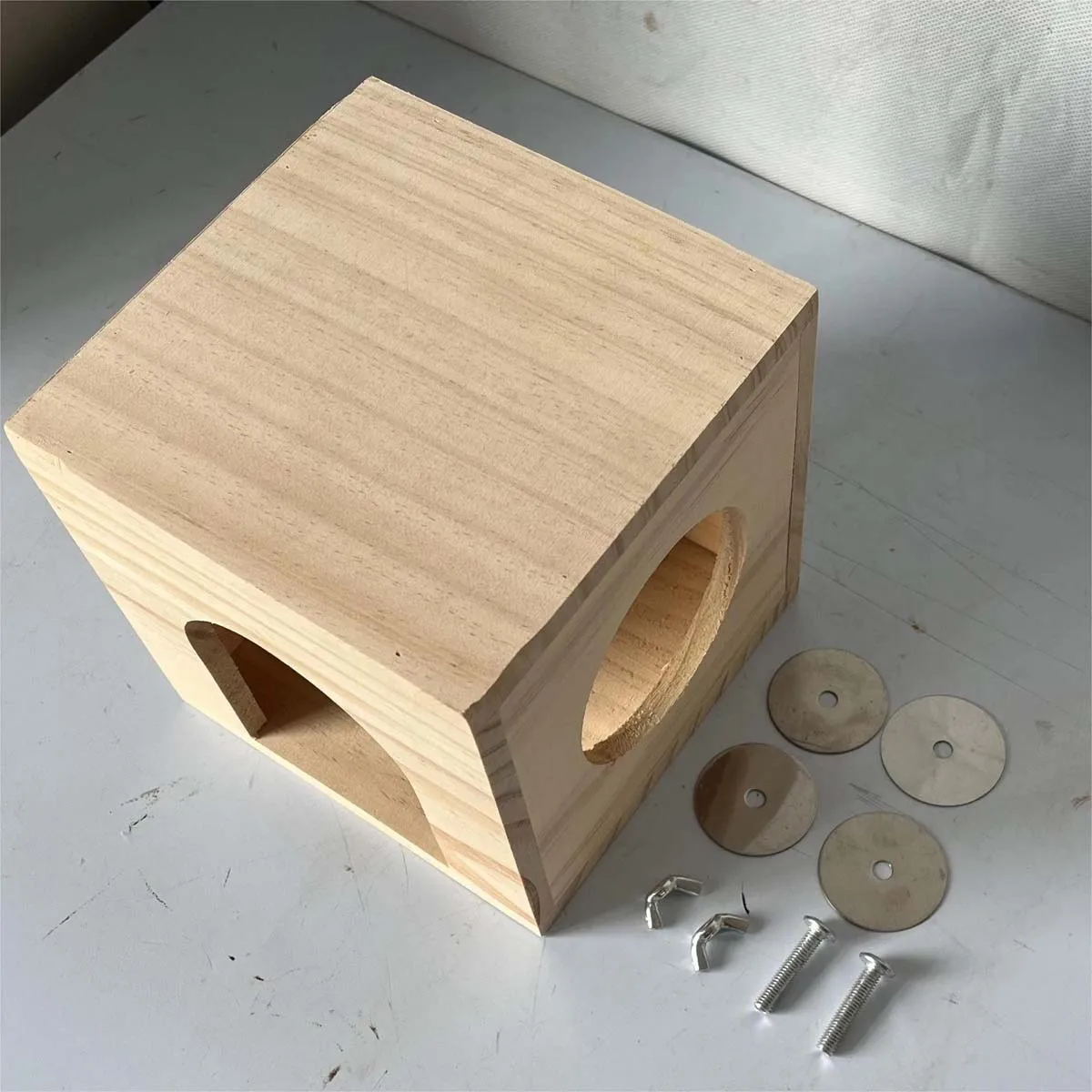 Wooden hamster, golden bear, dodge house, rutin, chicken house, flower branch, hedgehog bedroom, wooden house, house 1 piece