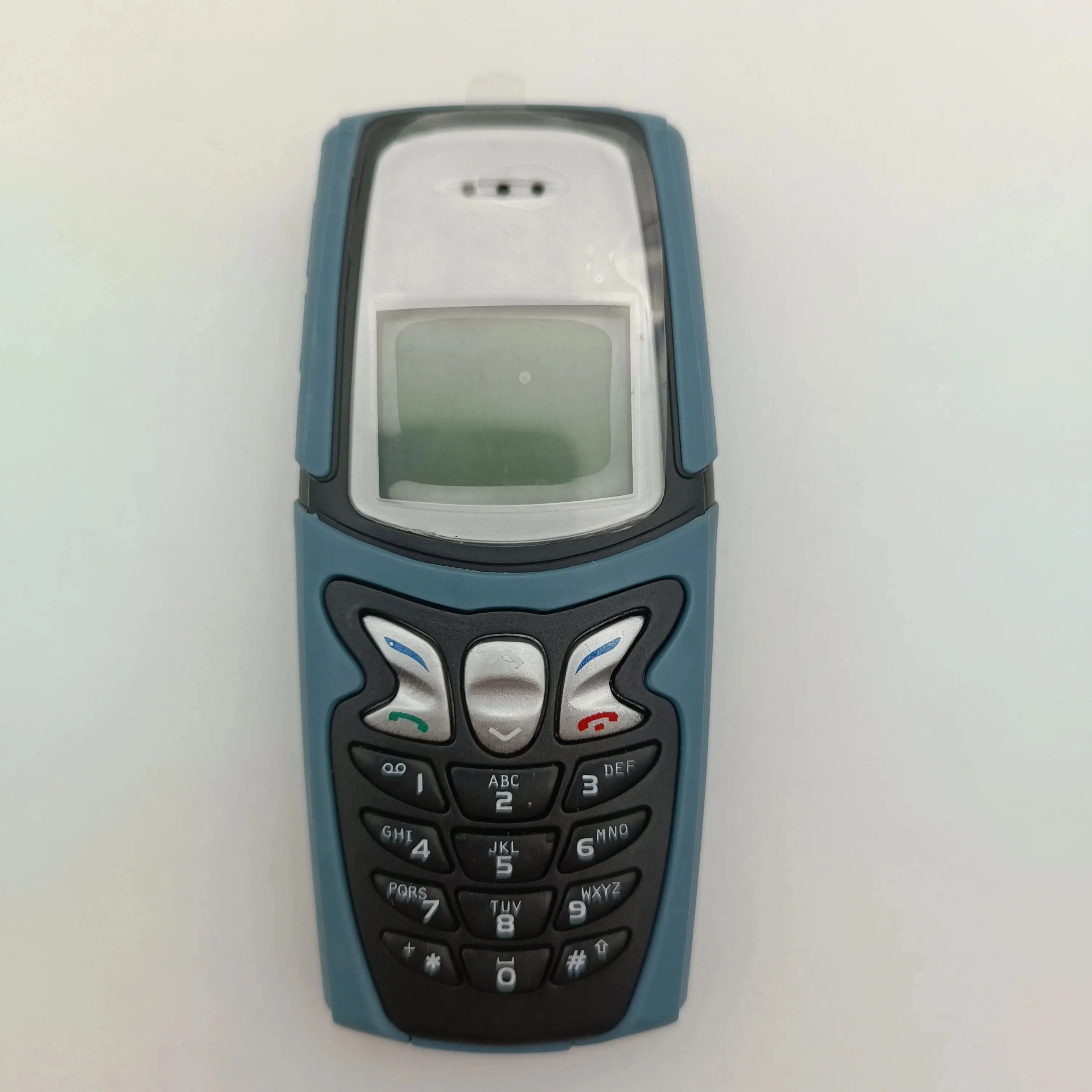 الأصلي مقفلة 5210 شريحة واحدة GSM 900/1800 750mAh ساعة تنبيه الهاتف المحمول لوحة المفاتيح متعددة اللغات صنع في فنلندا