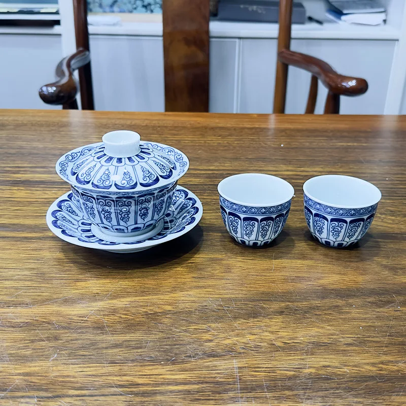 Hand-Painted Style Tureen Blue and White Curly Grass Pattern Retro Tea Brewing Bowl Household Single Gaiwan Kung Fu Cup