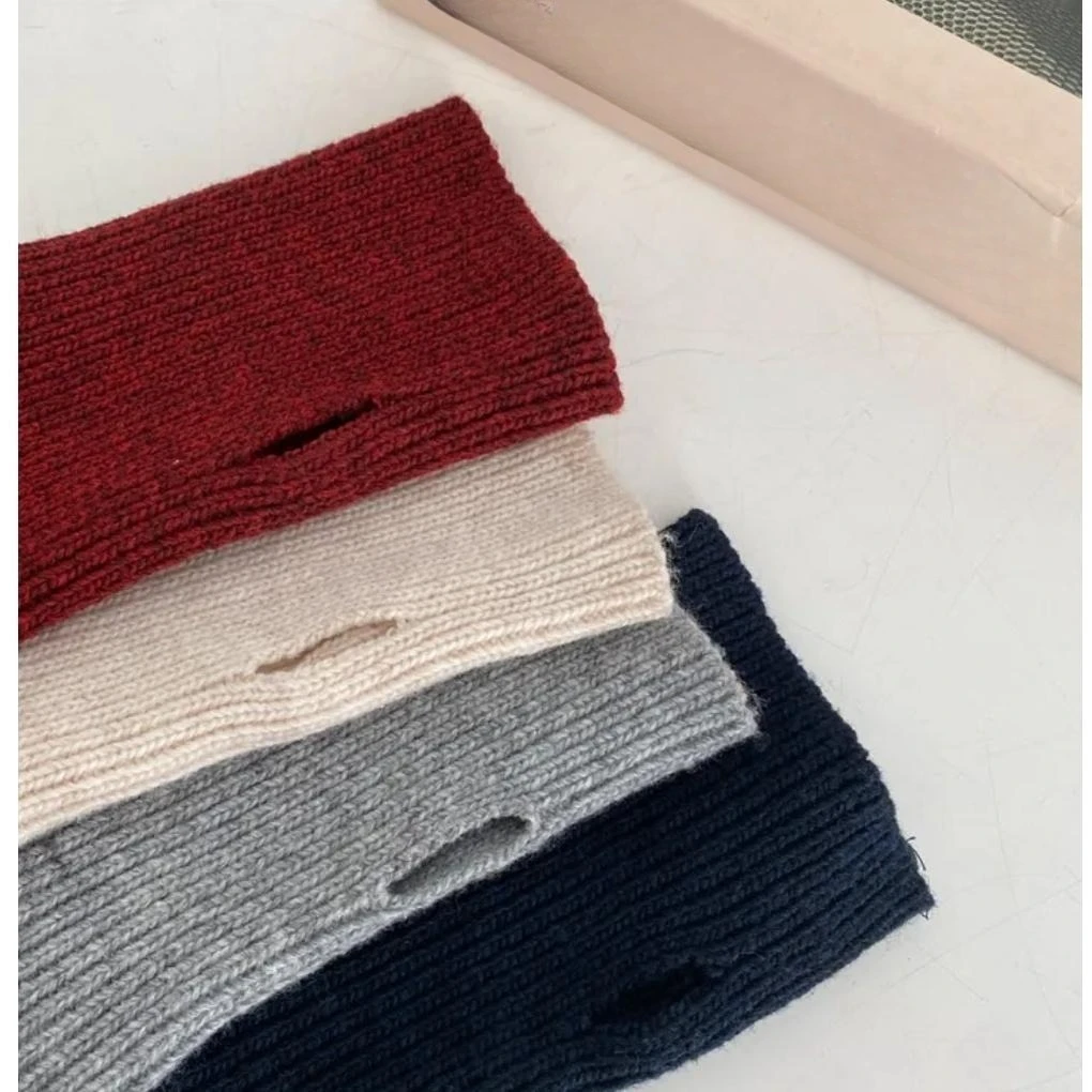 เสื้อไหมพรมถักทรงหลวมสไตล์วินเทจสำหรับผู้หญิง แขนยาว คอกลม สีพื้น สไตล์เกาหลี ลำลอง ประจำฤดูใบไม้ร่วงและฤดูหนาว ปี 2025