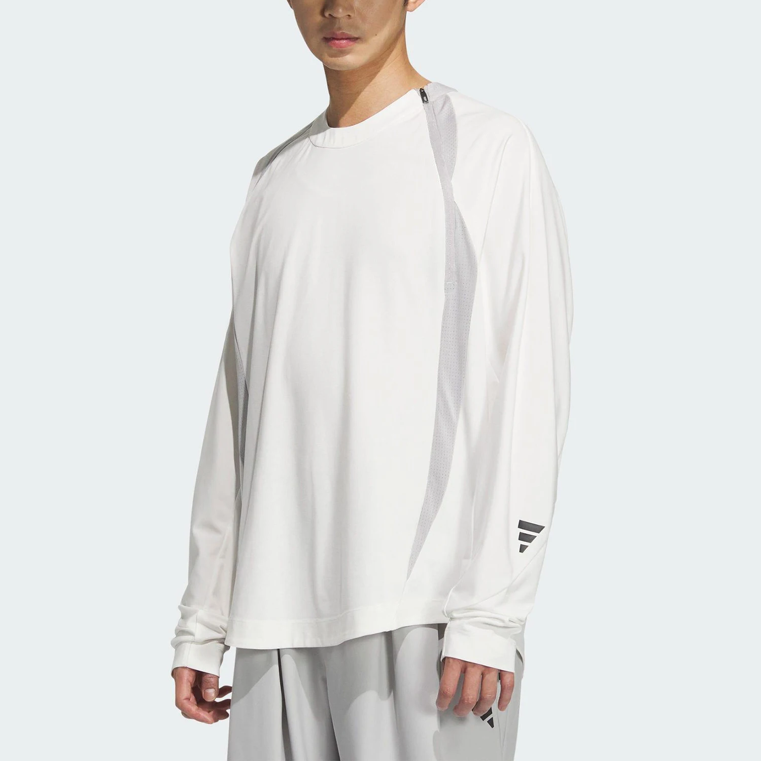 

Оригинальная мужская дышащая футболка Adidas FUSTL P LS T с длинными рукавами и элементами пэчворка JM6241