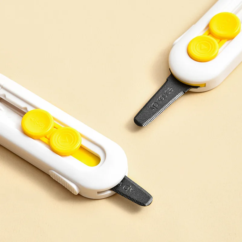 Anti Adhesive Magnetic Unpacking Knife Serrated Double Edged Portable Small Art Knife for Express Packages