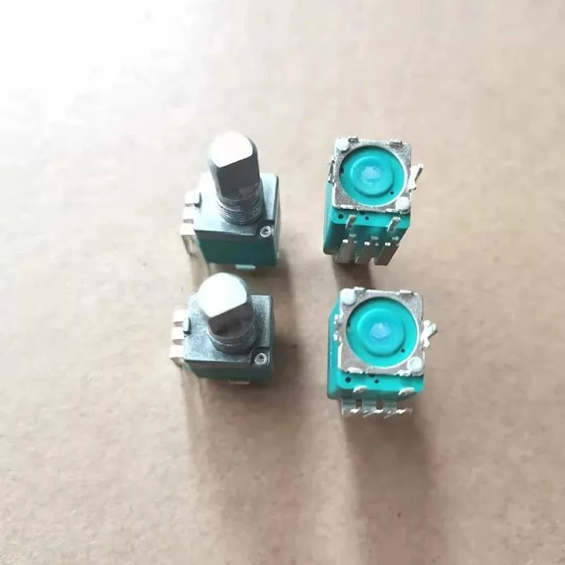 for 09 Type Single 5 Pin Potentiometer B50K B503 Vertical Bent Pin With Switch Shaft 13MM