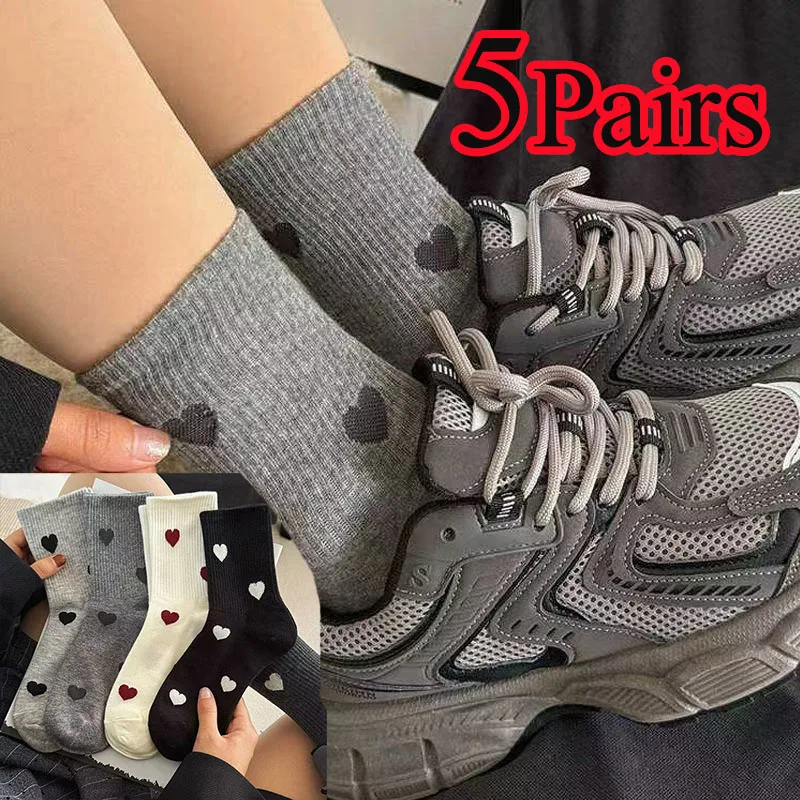 5Pairs المرأة الأوسط جوارب أنبوبية لطيف النمط الياباني القلب نمط جوارب قطنية ربيع الخريف تنفس الجوارب القصيرة المألوف