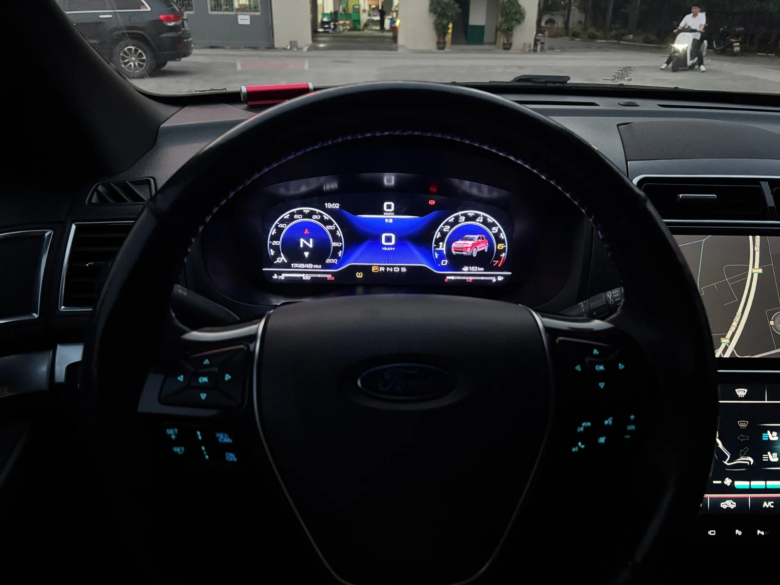 Radio Multimedia para Auto con Pantalla de 12.3" Android 15 para Ford Explorer 2011-2019, Reproductor de Video, GPS, Navegación, CarPlay Inalámbrico y Pantalla AC