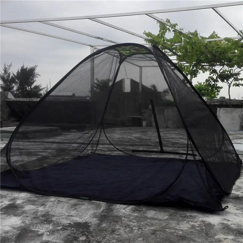 Outdoor folding mosquito nets, single and double mosquito nets on the rooftop, living room and office on duty, laying mosquito n