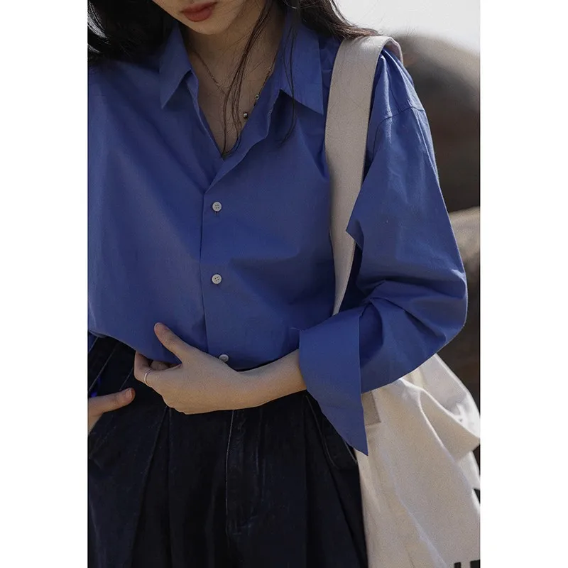 

Свободная рубашка цвета Klein Blue для весны и осени, маленький размер, утягивающая, для многослойных образов, в корейском стиле, с длинным рукавом и воротником