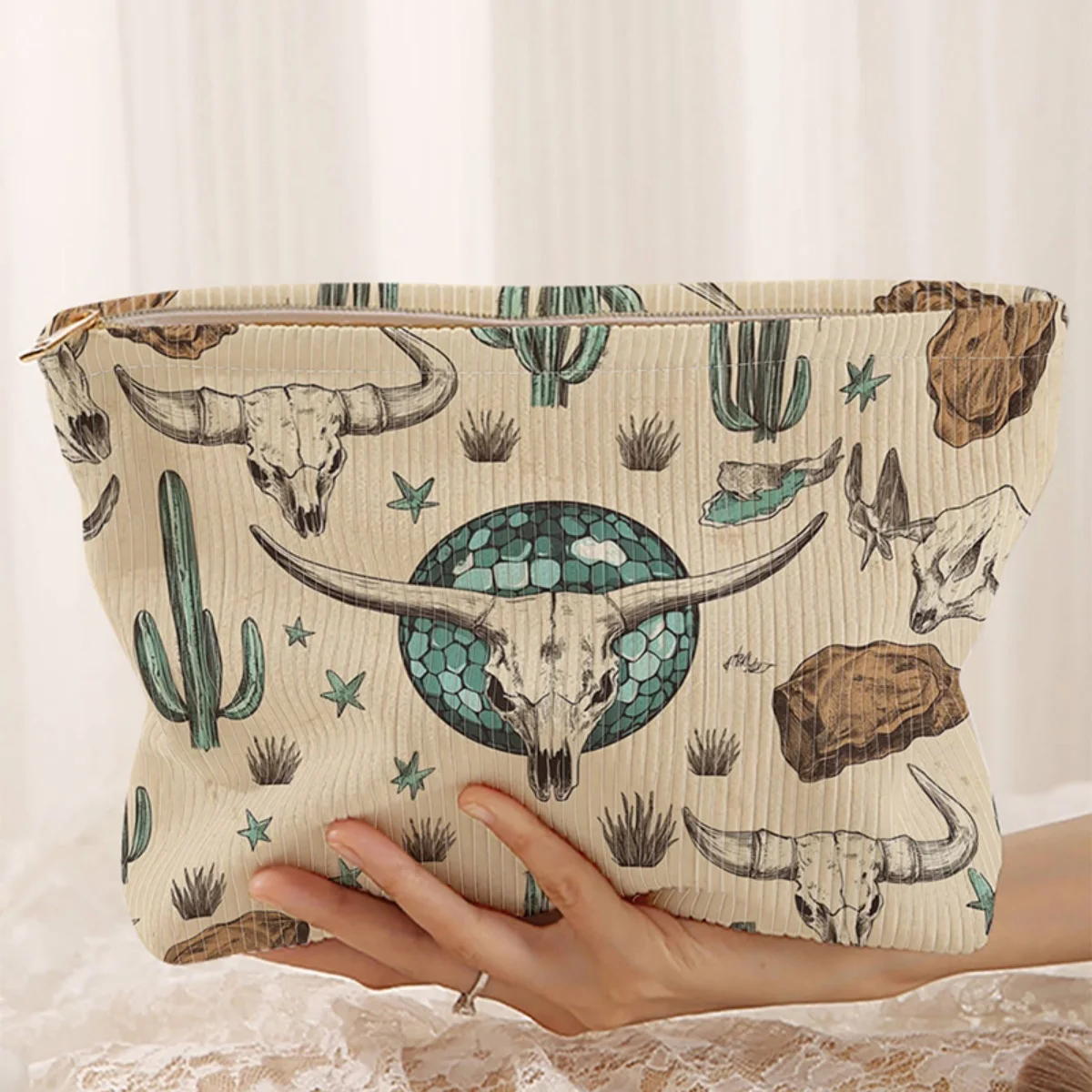 

Cow patterned corduroy makeup bag, lightweight zipper storage box, multifunctional bag with lining, used for storing cosmetics