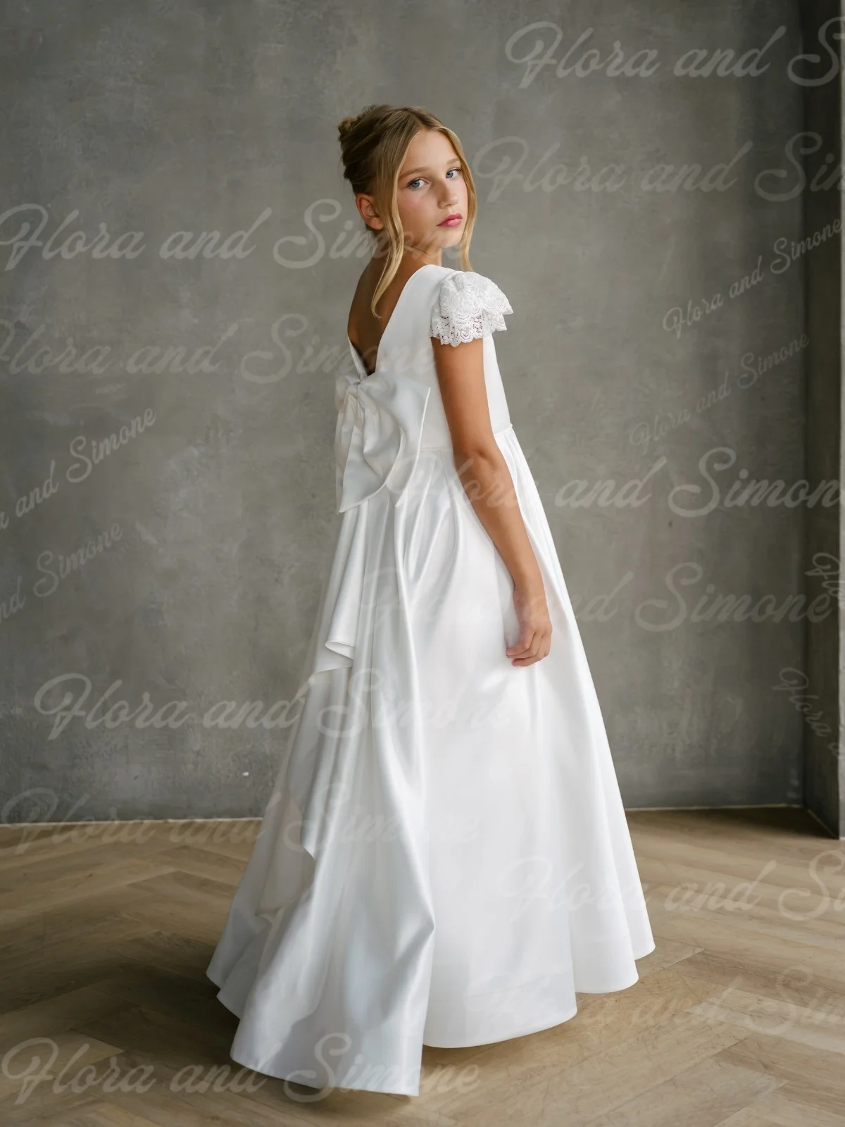customizd Bow Backless short sleeves Lace Splicing Flower Girl Dress for Wedding Ceremonies Formal Receptions Holiday Party