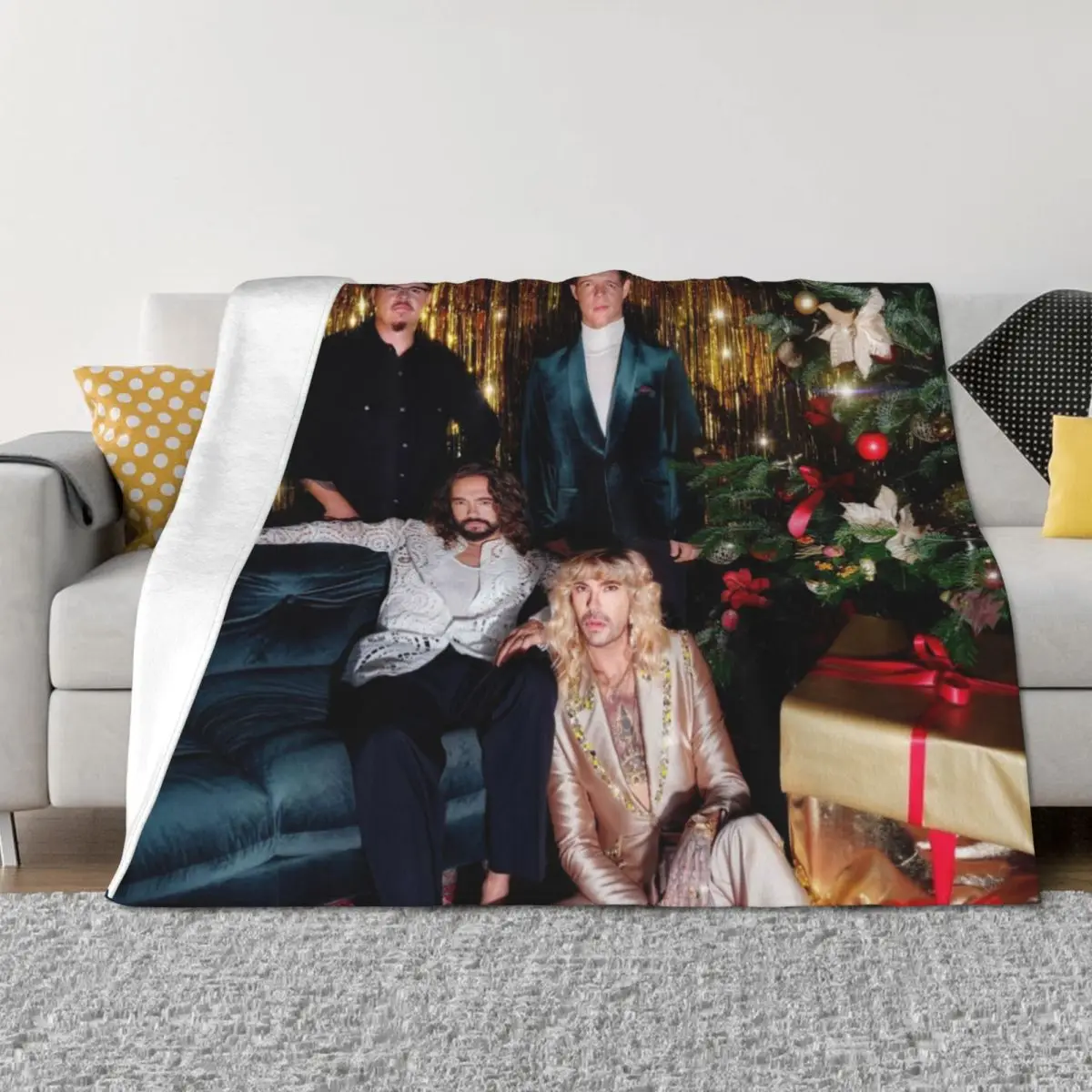 

TOKIO HOTEL FOR CHRISTMAS Throw Blanket Furrys Sofas Luxury Brand warm winter Blankets