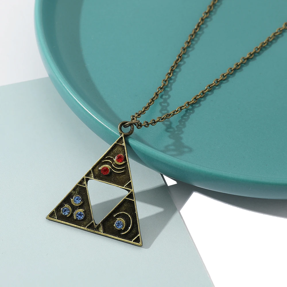 Creative Fashion Triangle Game Periphery Metal Necklace - Trendy Personality Pendant for Festival Jewelry Gift for Friends ﻿