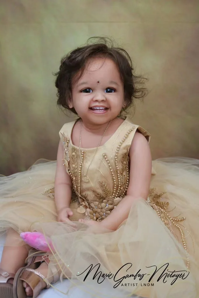 Disponibile 32 '' India Style Girl Reborn Baby Doll Shanti non verniciato Kit Tolddler Parte fai da te con corpo in tessuto