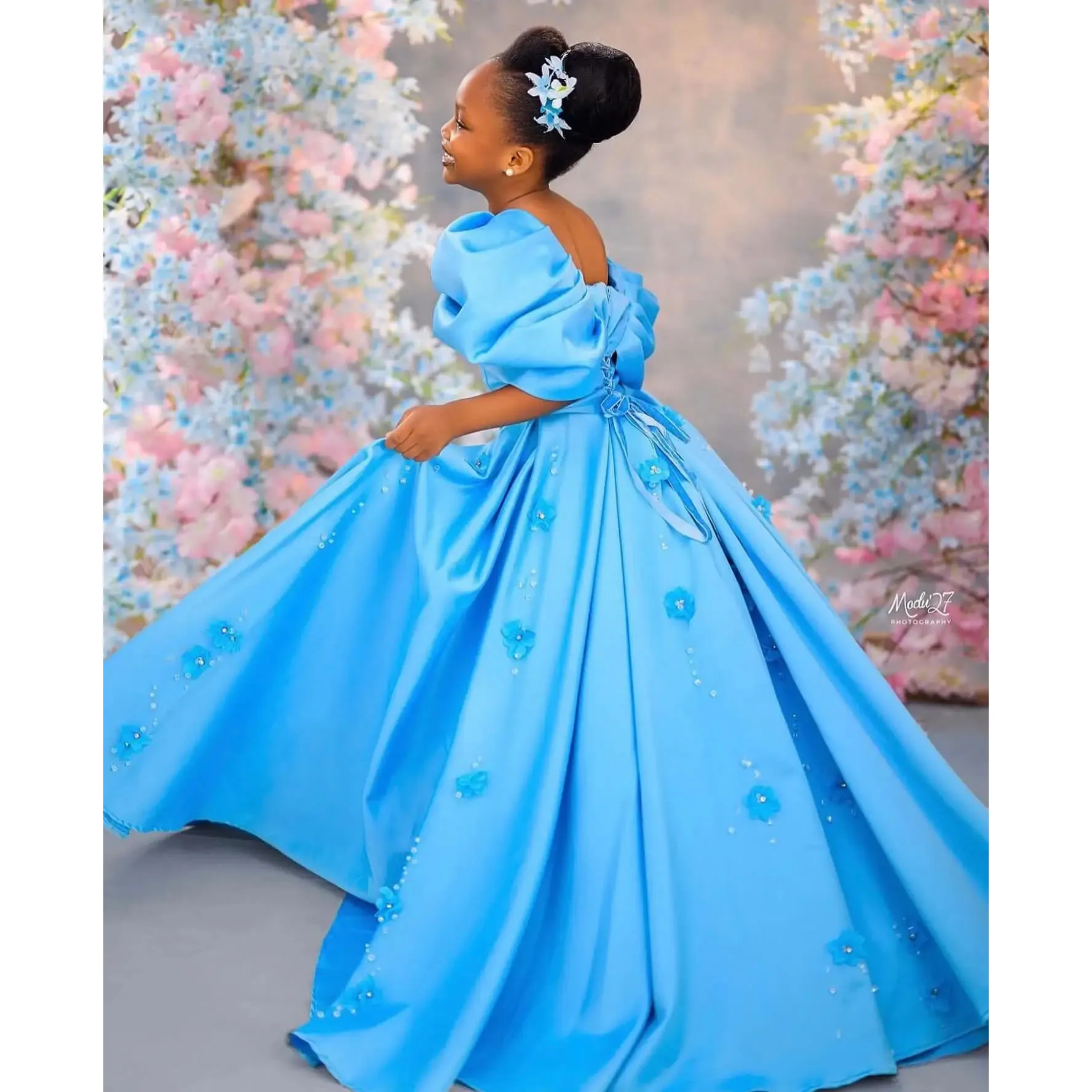 

Customized Blue Flower Girl Dresses For Wedding Satin Backless Floral Elegant Princess Prom Birthday Party First Communion Gown