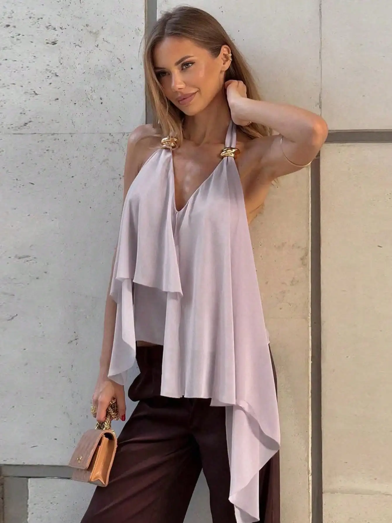 Nuovo bralette con scollo a V e scollo all'americana: schiena aperta sexy con spalline asimmetriche e stile elegante