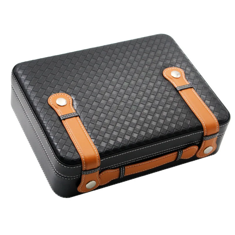 Portable Fashion Handheld Cigar Moisturizing Box 30 Pack Capacity Leather Flip Cedar Wooden Cigar Box