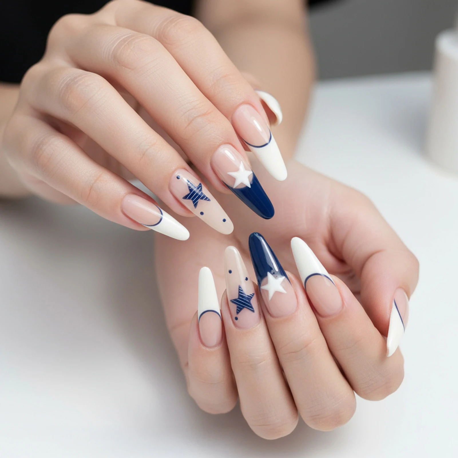 10 Stück handgefertigte Katzenaugen-Kunstnägel mit Stern-Designs zum Aufdrücken der Nägel, matte Glitzernägel für das tägliche Tragen auf Partys