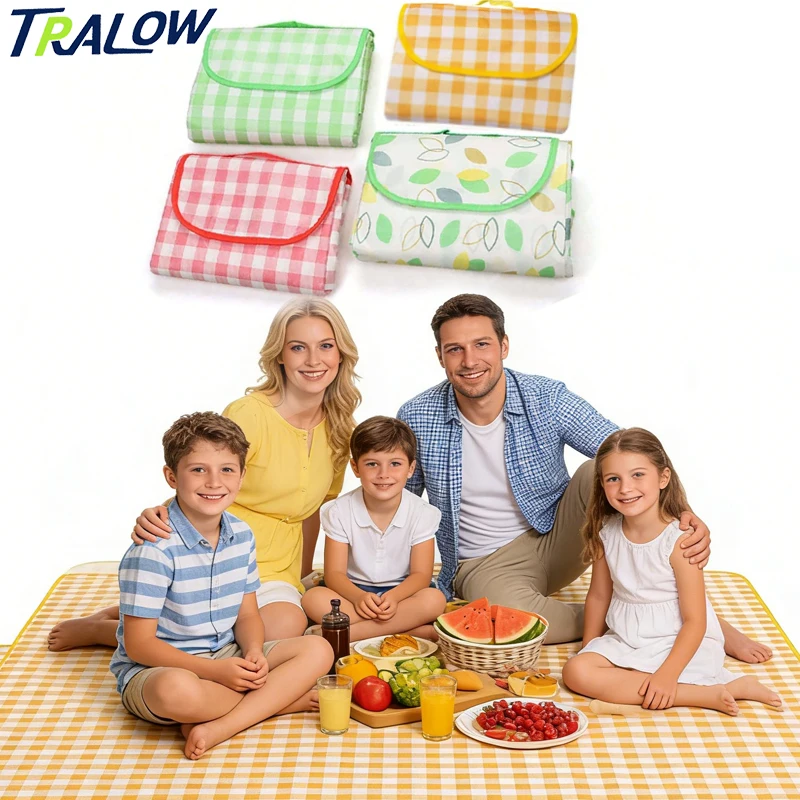 

TRALOW Waterproof Sandproof Picnic Blanket Lightweight Beach Mat Foldable Portable Outdoor Camping Mat for Travel Family Party