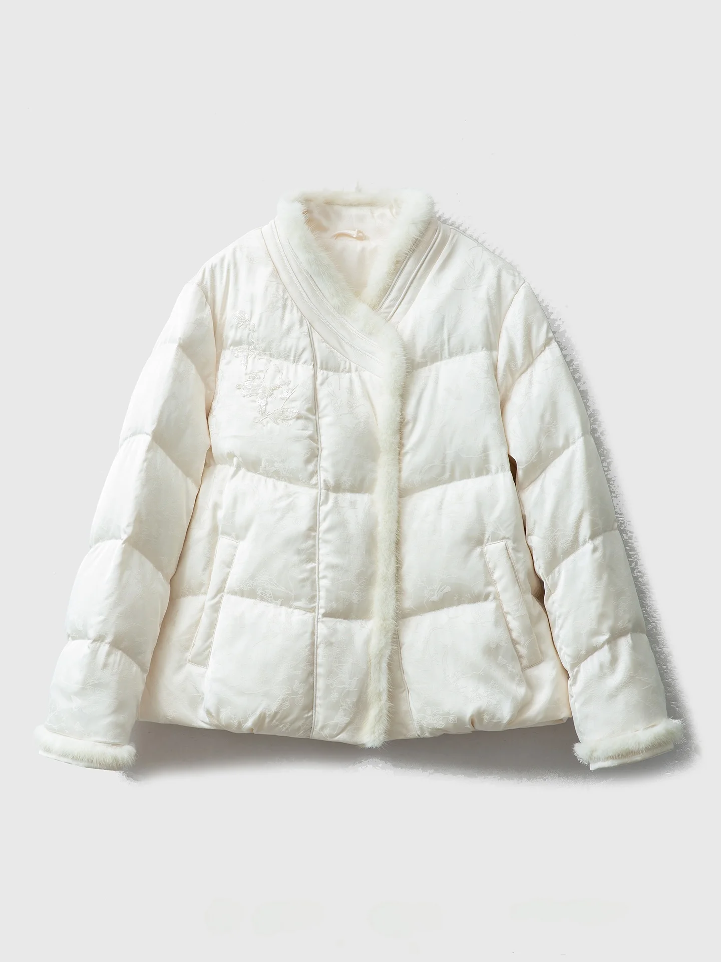 

Thiened Goose down Fur Trimmed Patchwork Embroidered Bead Jaet Stand Collar Warm Outerwear Winter Season Women's Coat