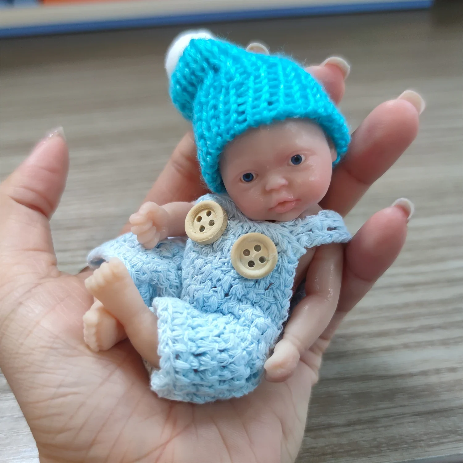 Reborn Baby Dolls Sleeping Silicone Full Body Boy 4.5inch Miniature Babies with Blue clothes Accessories for Christmas Gift Kids