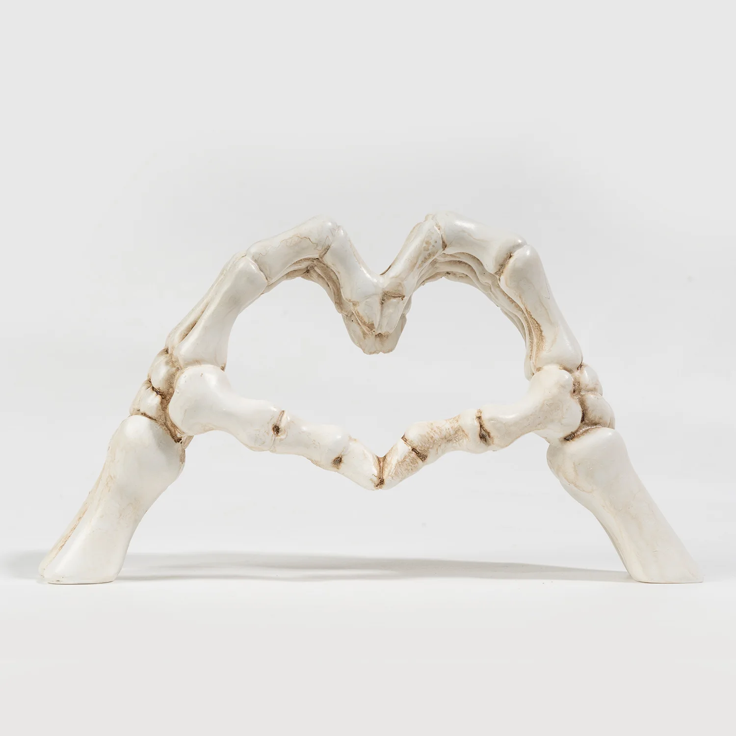 Creepy Cute Resin Hand Bone Couple Statue Finger Love Skeleton Ornament Home Decor Halloween Decor Crafts