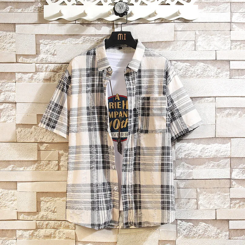 

Summer Single Pocket Men's Denim Shirt Retro Plaid Printed Ripped Short Sleeved Loose Men Shirts Trendy European Mens Clothing
