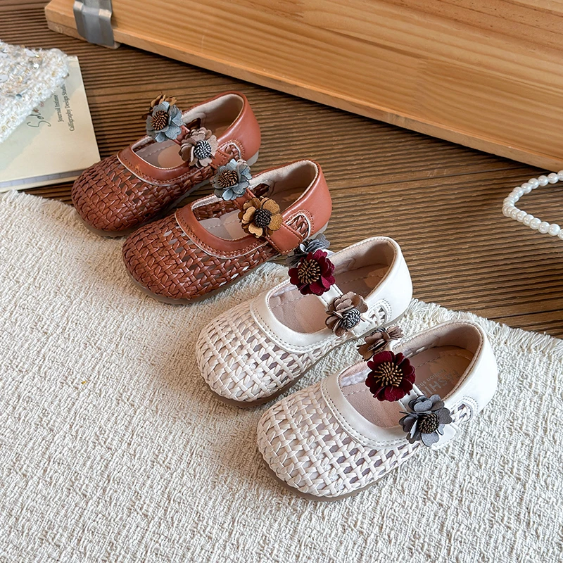 Girls Sandals Weave Sweet Flowers Kids Princess Shoes Versatile Korean Style 2026 Summer New Children Fashion Shoes Soft Bottom