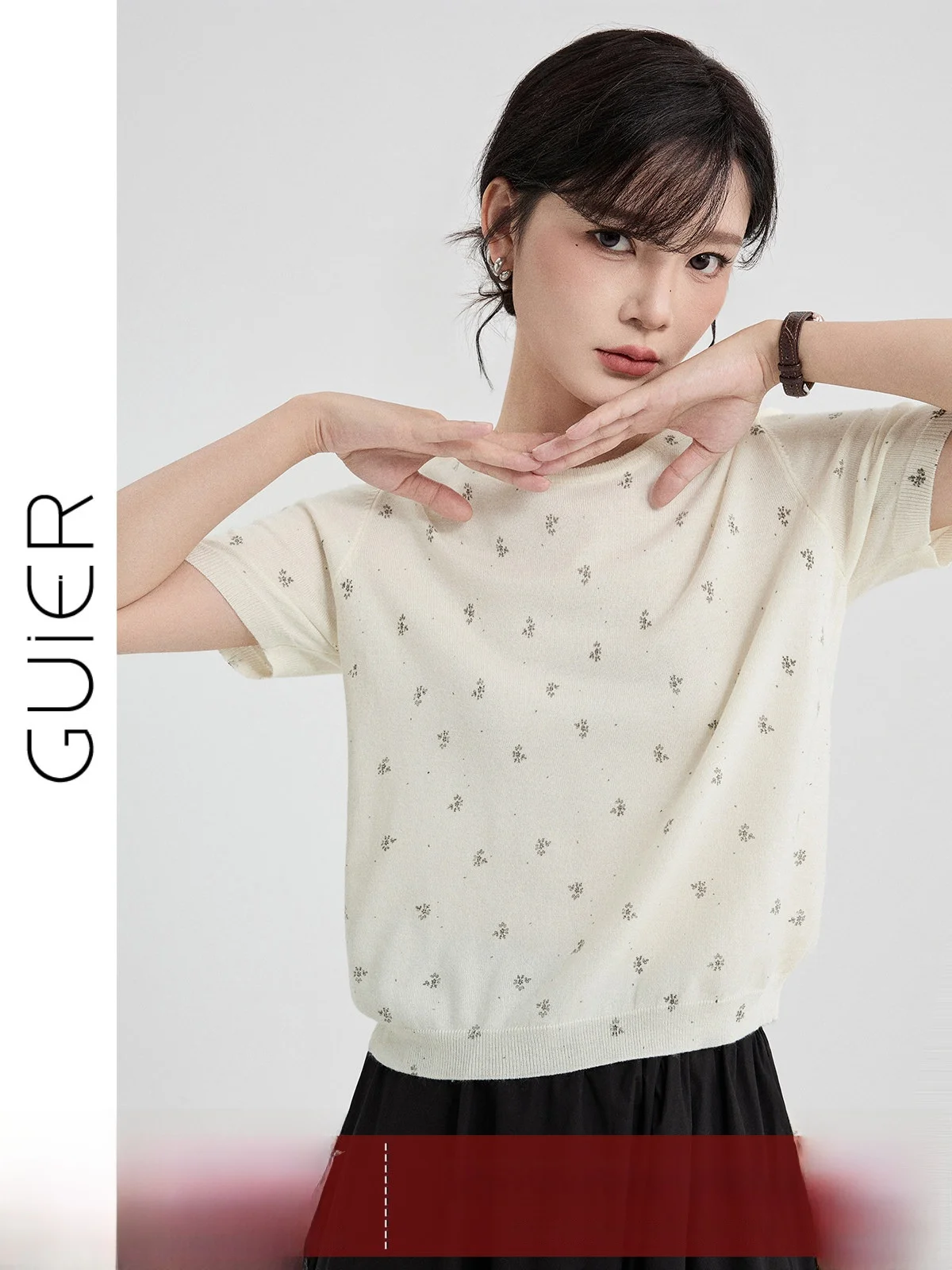 

Casual round Neck Printed Knitwear Women's Summer 2026 New Style Shoulder Length Loose Fit Short Sleeve Floral Pattern Top