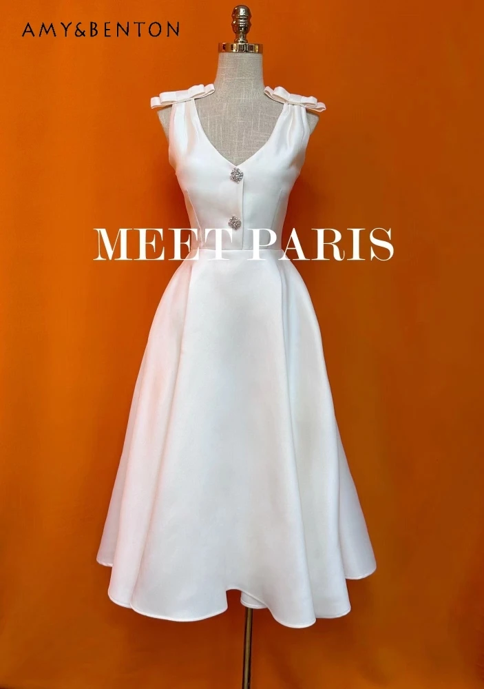 

French Hepburn Heavy Industry Three-Dimensional Bow Diamond V Neck Large Swing Dress High-Grade Slim Mid-Length Dress for Women