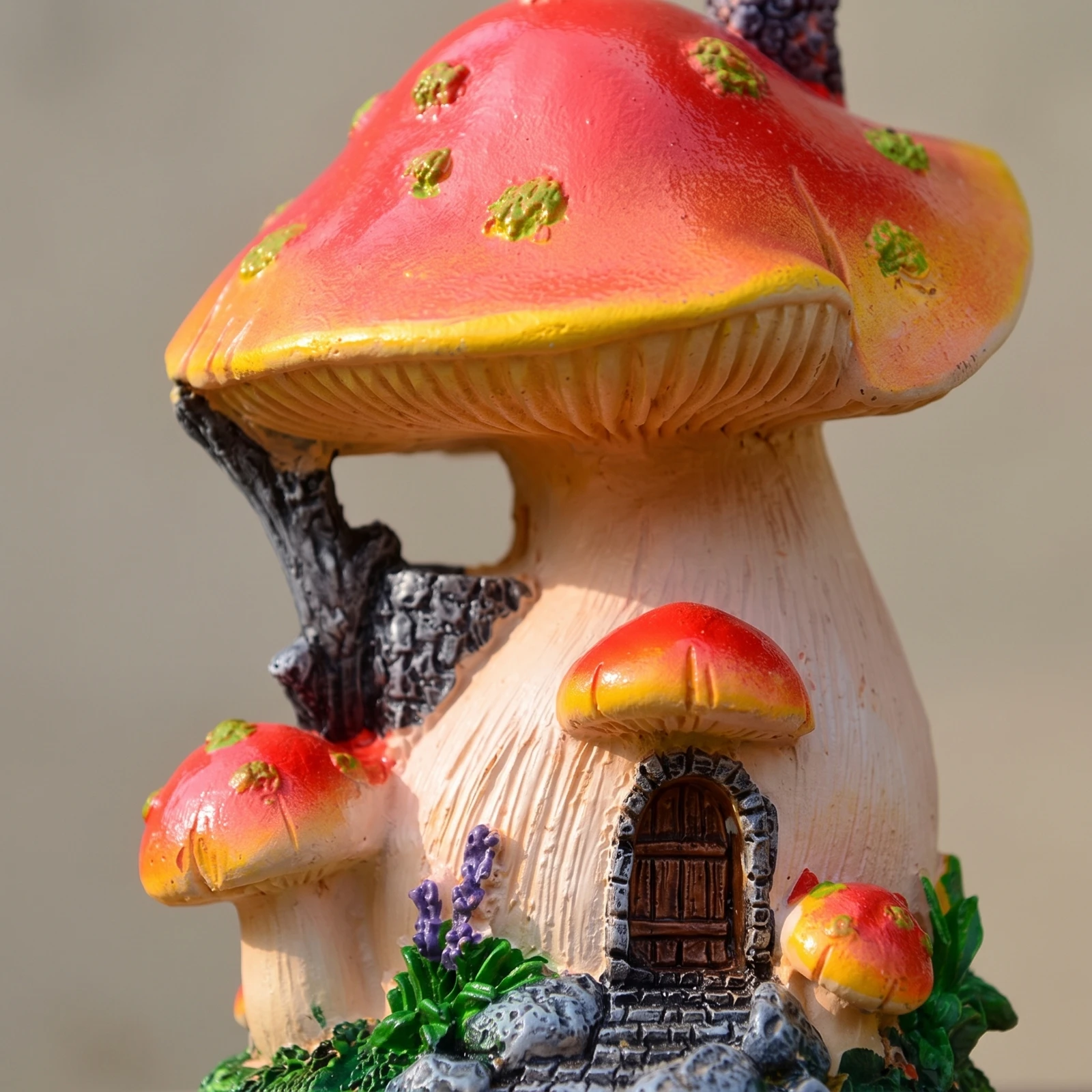 Fungus House Tiny Miniature Fungus Figurines Fairy Cottage Cute Micro Landscape Decor Nature-Inspired for Hobbyists, Bonsai
