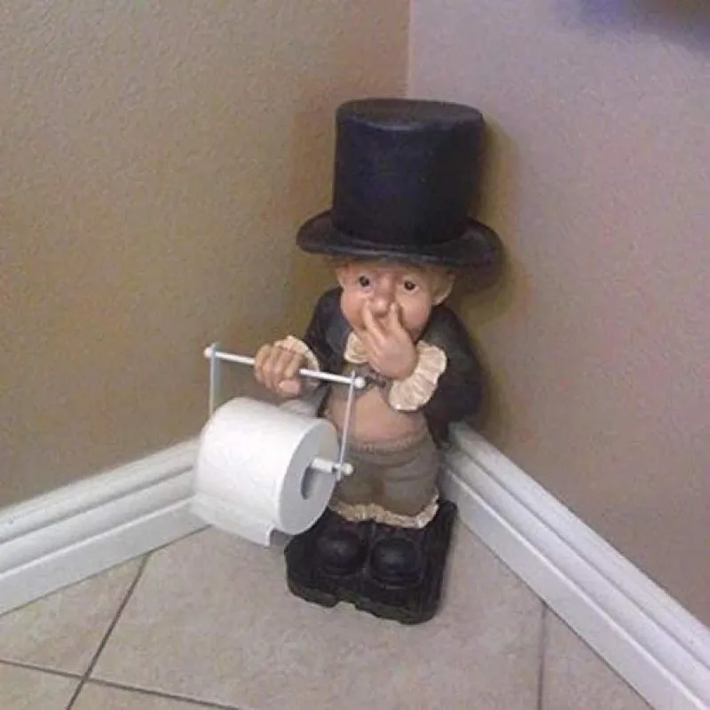 Resin Toilet Butler Statue Ornament Charming Funny Bathroom Tissue Holder Statue Crafts Home Supplies Halloween Decoration Gift