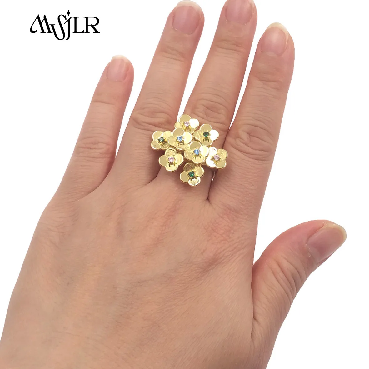 

MVR132 Special Hot Selling Niche-design Simple Cubic Zircon Flower Shape Ring For Girl Daily Decoration