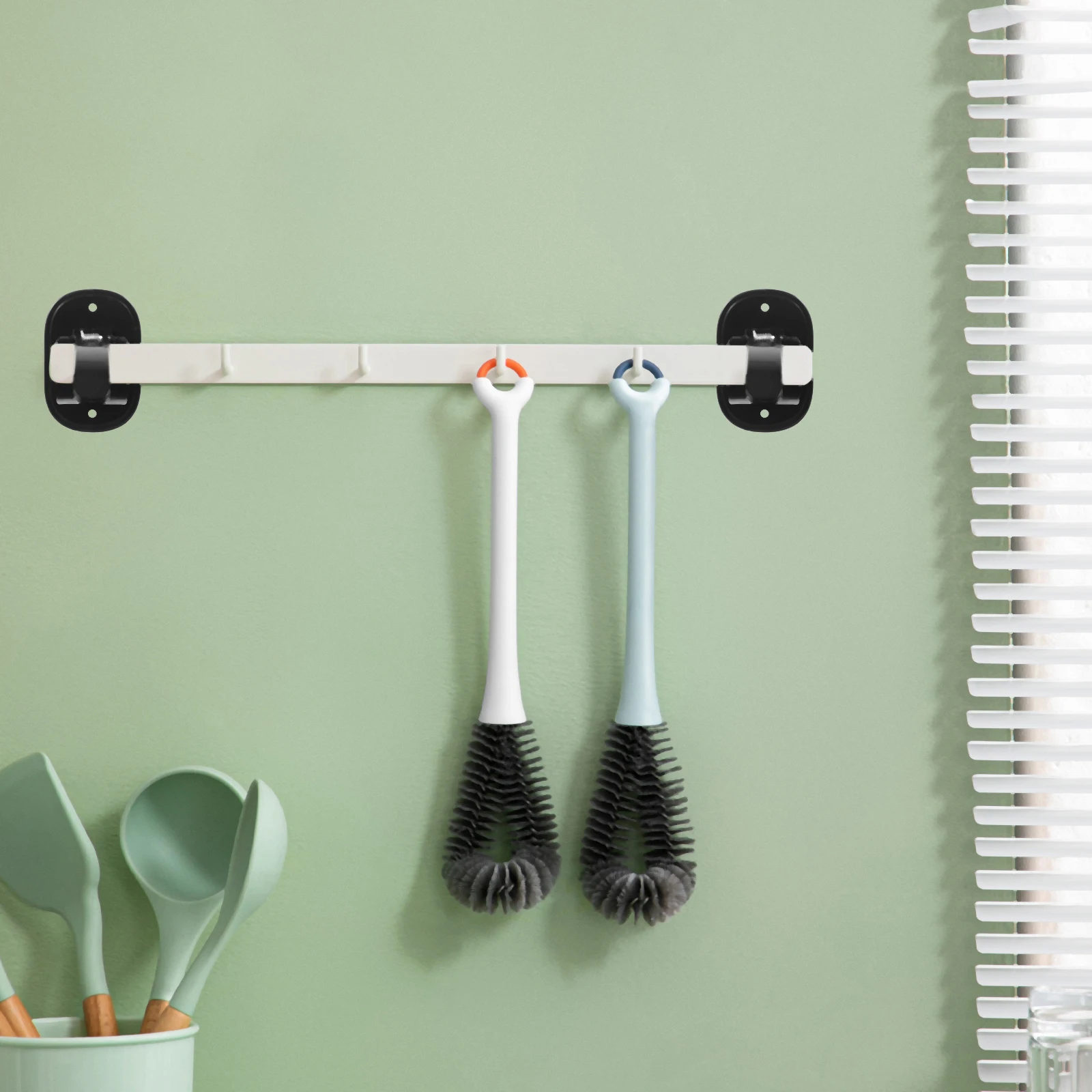 

4Pcs Simple Design Curtain Rod Holders Easy Installation Nail Free Wall Mount Clips For Home Dormitory