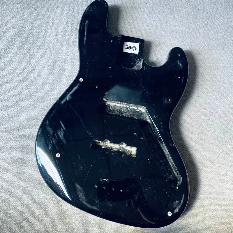 

Корпус для бас-гитары EB494 Jazz Bass, черный, для правой руки, неокрашенный, для самостоятельной замены поврежденных поверхностей и очистки от грязи с поверхности краски.