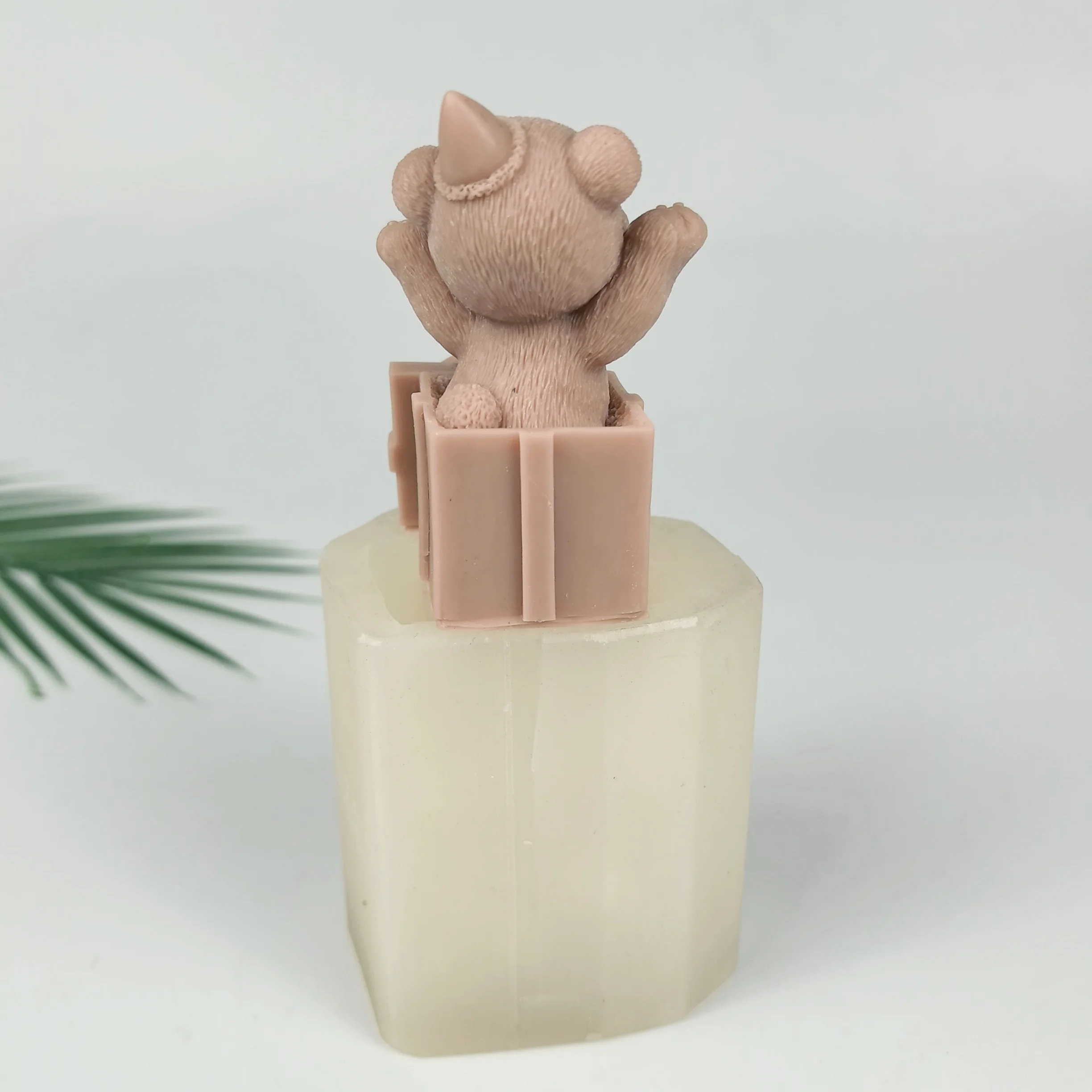 3D Animals Mold Birthday Gift Box Surprise Bear Moulds Silicone Candle Soap Molds Clay Resin Wedding Candles Handmade DW0807 3