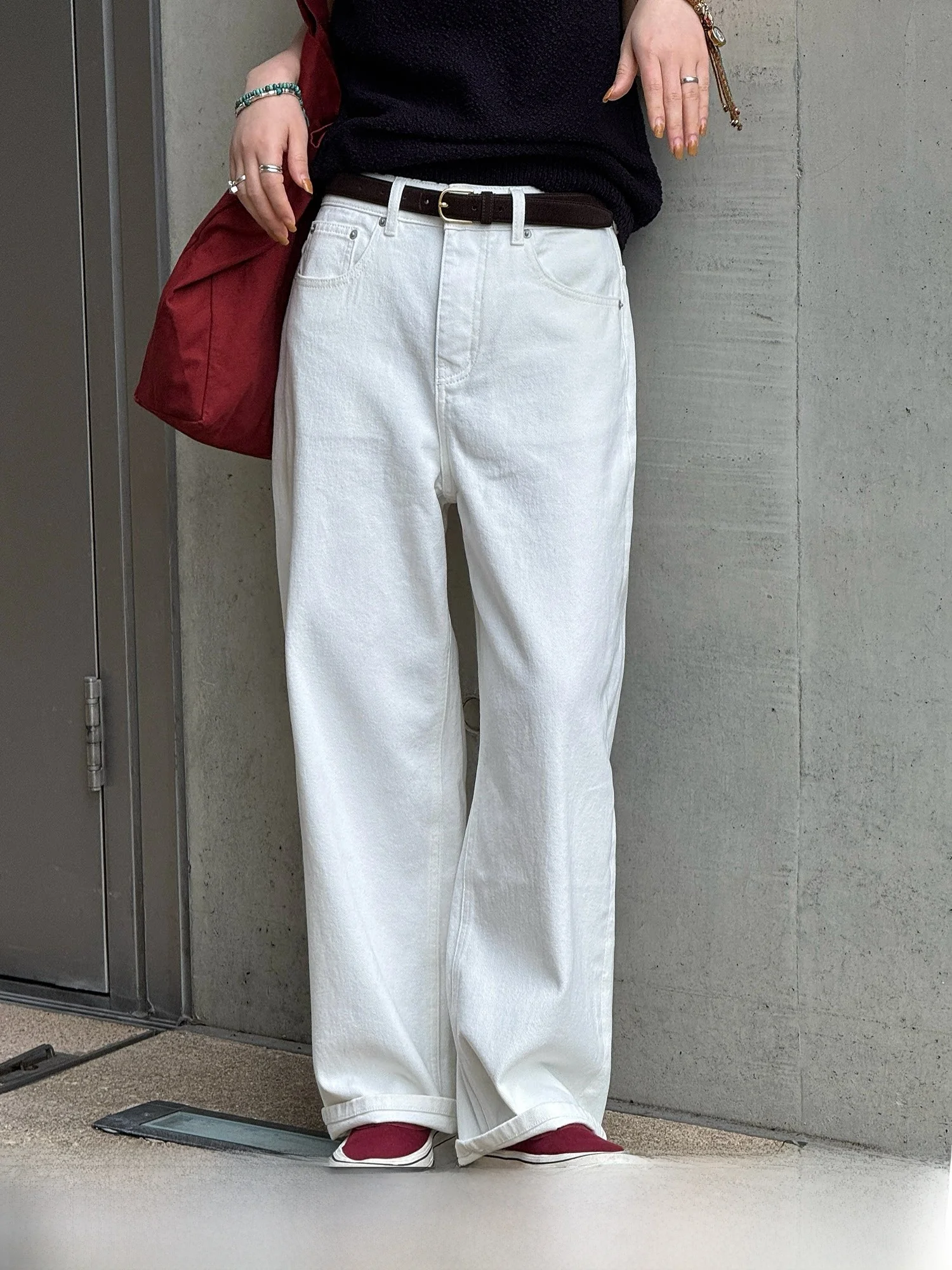 

Белые прямые джинсы из чистого хлопка для женщин: минималистичные, свободные, универсальные, для повседневной носки, весенние, женские джинсовые брюки