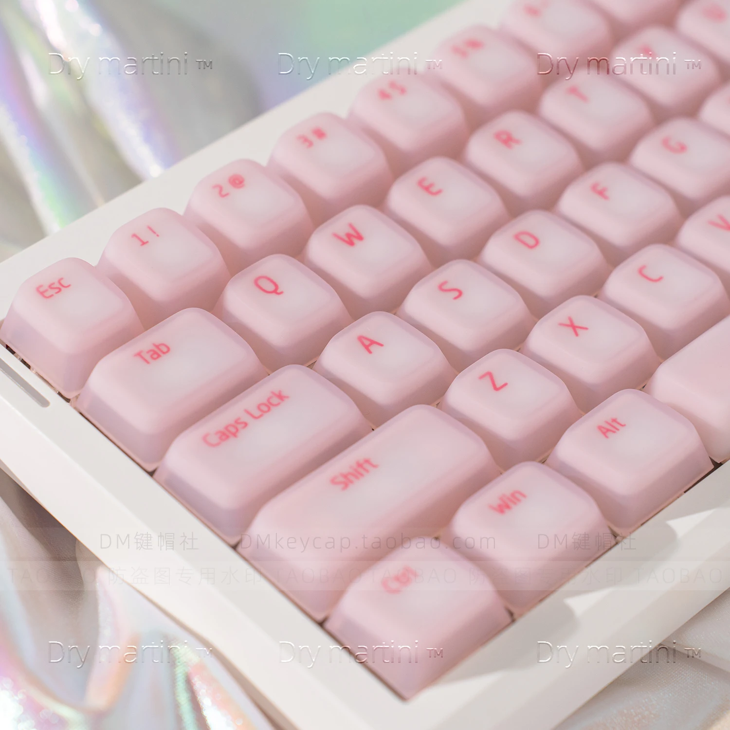 Cute girl pink skin friendly silicone keycap, jelly pudding double-layer bottom translucent keycap set MX mechanical keyboard