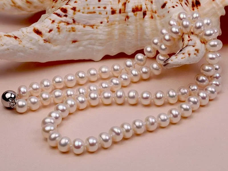 6-7MM White Akoya Cultured Pearl Necklace 18\