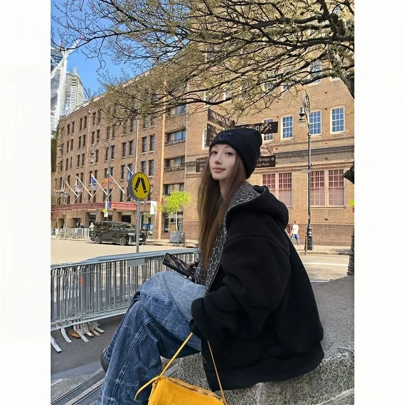 

Women Polar Fleece Coat 2025 New Women's Two Side Wear Hooded Fleece Jacket Leopard Print Coat Street Style Versatile Outerwear