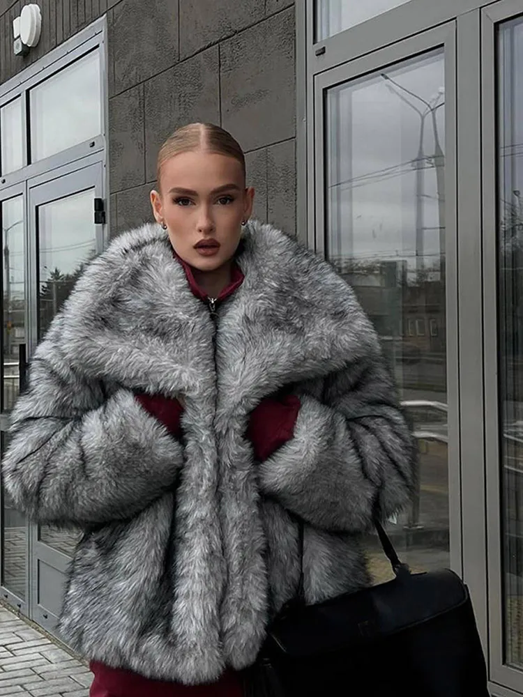 Luxury Solid Big Lapel Fluffy Faux Fur Coat Women Fashion Long Sleeve Oversized Plush Warm Coats 2024 Winter Lady Street Outwear