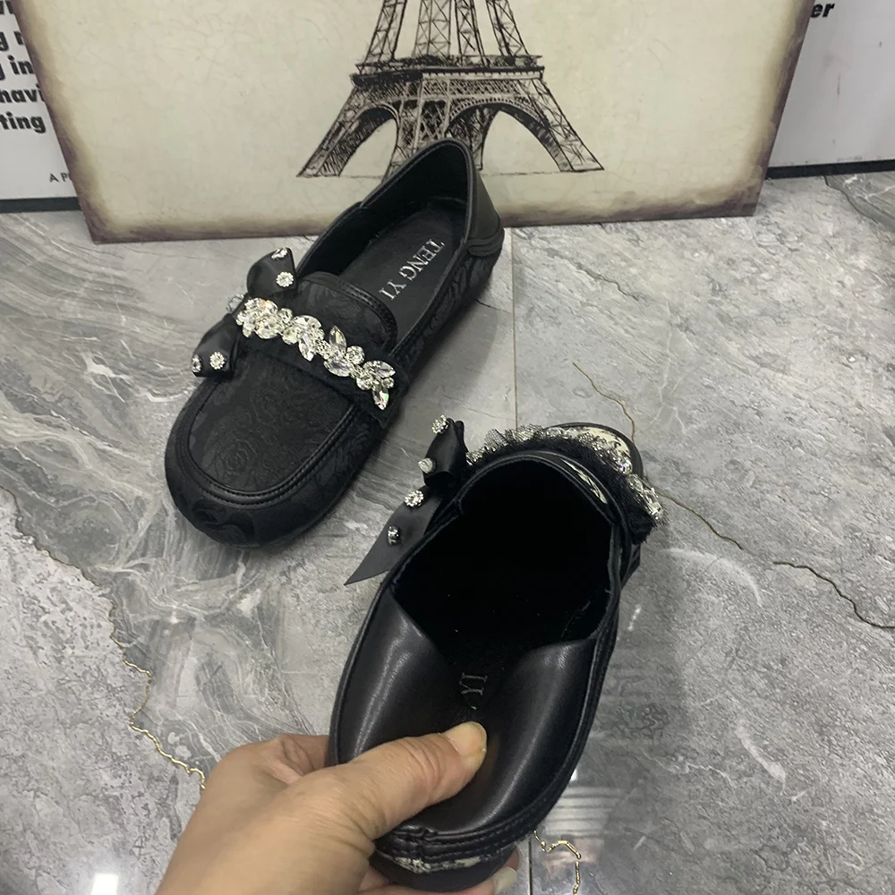 Summer Women Shoes Plus Size Fashion Rhinestone Female Flat Loafers Casual Women Mullers Retro Style Designer Ladies Shoes